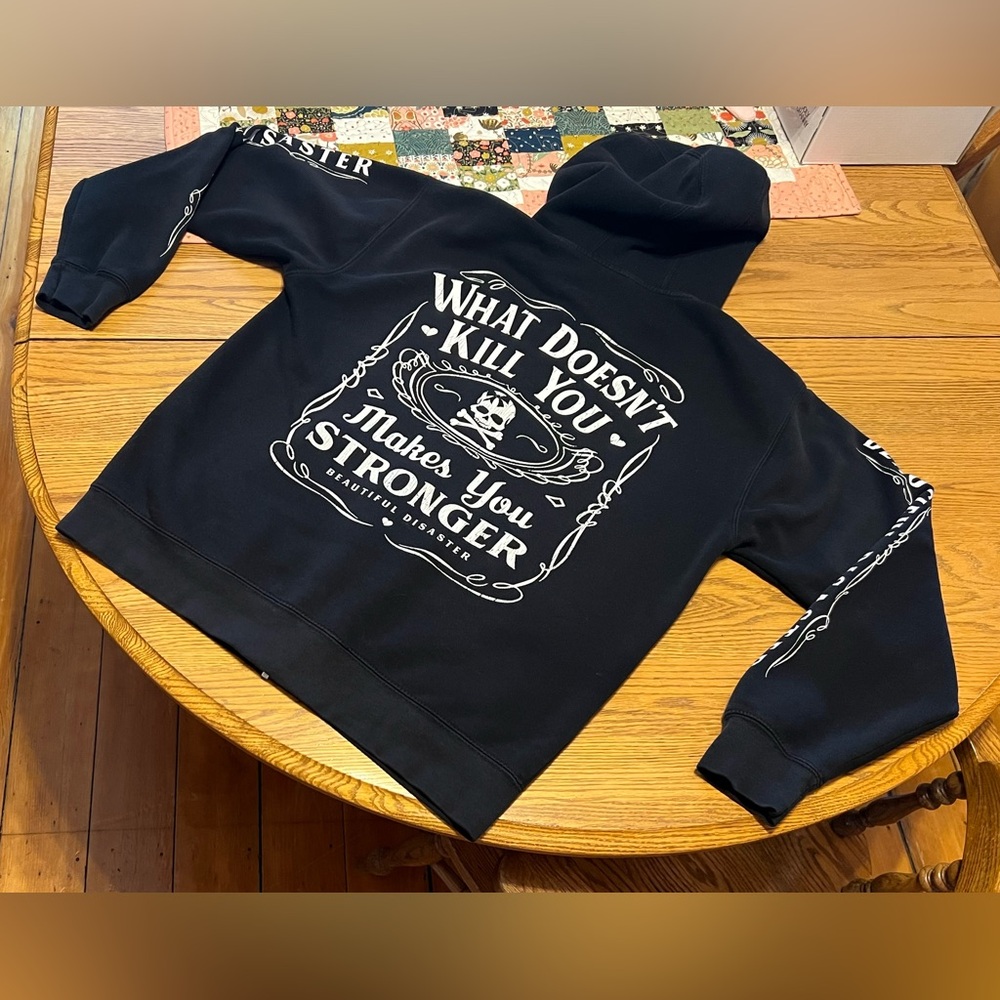 Beautiful Disaster Statement Hoodie What Doesn’t Kill You XL OBSOLETE & RARE‼️ - Picture 4 of 15